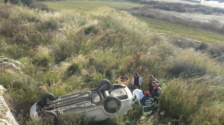 Kuşadası&rsquo;nda Kadın Emlak&ccedil;ı Kiralık Ara&ccedil;la U&ccedil;uruma Yuvarlandı