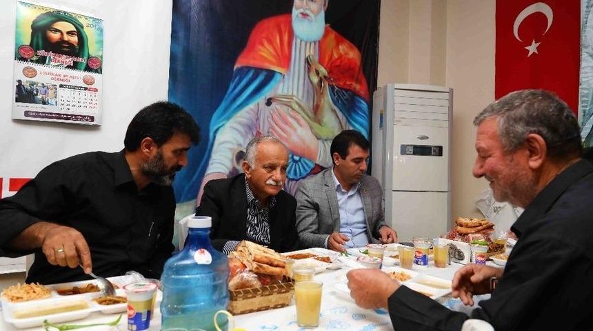 Başkan Karabağ, Alevi Vatandaşlarla Oru&ccedil; A&ccedil;tı