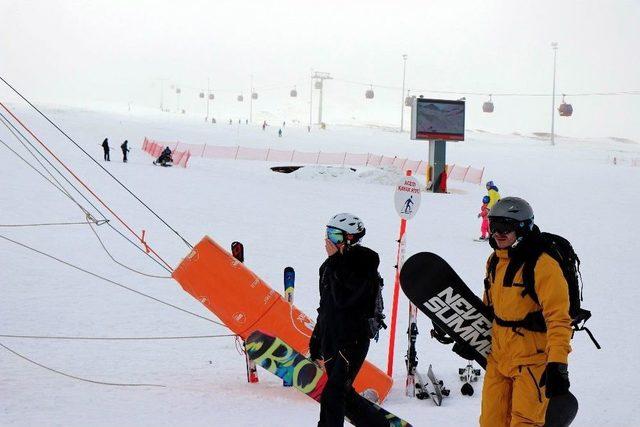 Turistler Erciyes’te Vakit Geçirmiyor 6 Bin Yıllık Medeniyetin İzini Sürüyor