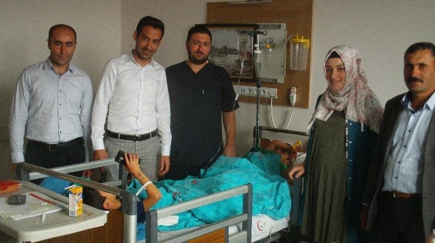 &Ouml;zalp&rsquo;ta 500 &Ccedil;ocuk S&uuml;nnet Edildi