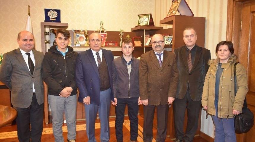 &ldquo;kuran&rsquo;ın Gen&ccedil; Muhafızı&rdquo; Ve &ldquo;gen&ccedil; Bilali&rdquo; Kaymakam Y&uuml;ksel Ve Başkan Arslan&rsquo;ı Ziyaret Etti