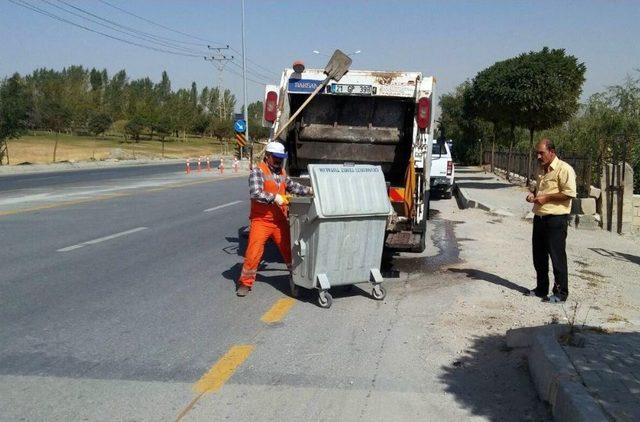 Van Büyükşehir Belediyesi ‘çöp Poşetleme Sistemi’ne Geçti