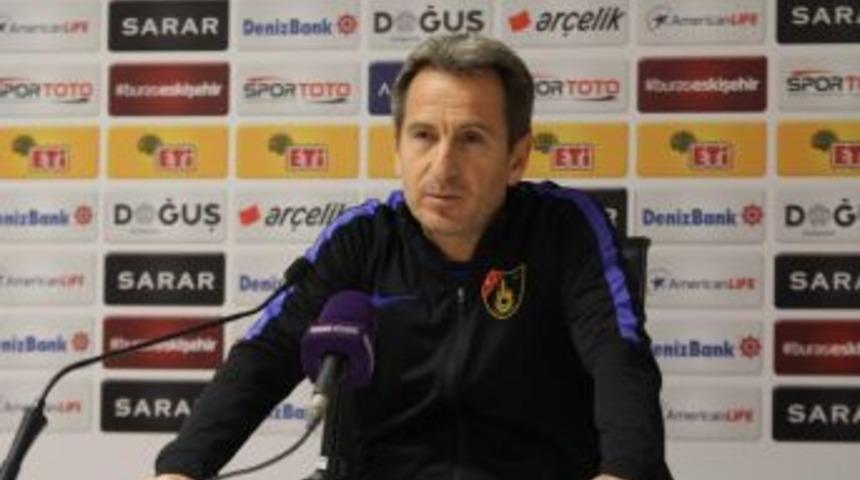 İstanbulspor Teknik Direkt&ouml;r&uuml; Tamer Avcı: