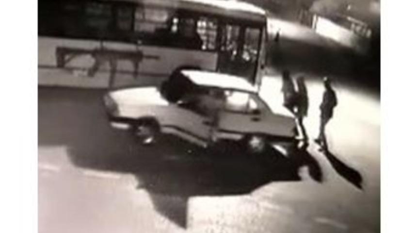 Otomobili İterek &Ccedil;aldılar