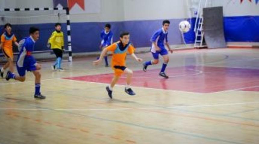 Salon Futbolunda Şampiyonlar Belli Oldu