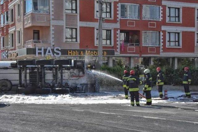 5 Ton Sıvılaştırılmış Gaz Yüklü Tanker Devrildi, Facianın Eşiğinden Dönüldü