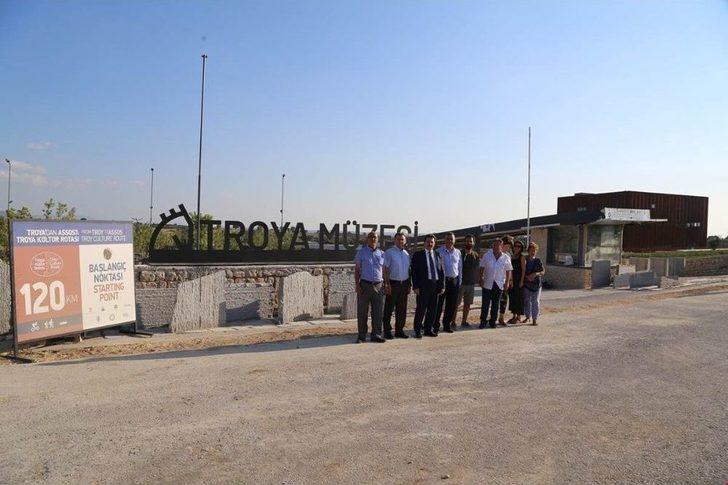 Vali Tavlı’dan Troya Müzesinde İnceleme G1