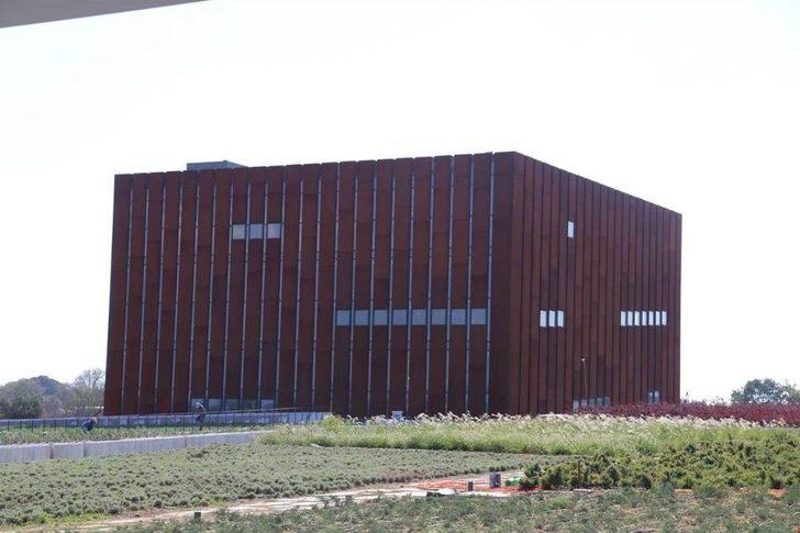 Vali Tavlı’dan Troya Müzesinde İnceleme G2