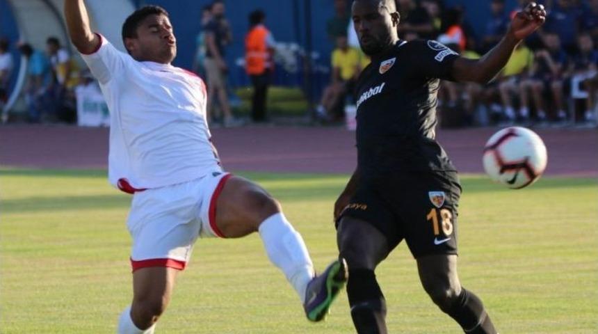 Kayserispor, Asamoah Ve Varela’yı Yeni Transfer Olarak Görüyor