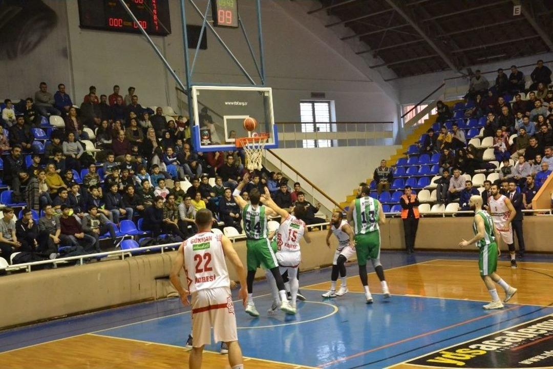 T&uuml;rkiye Basketbol Ligi: Karesispor: 84 - Ankara Dsi: 80