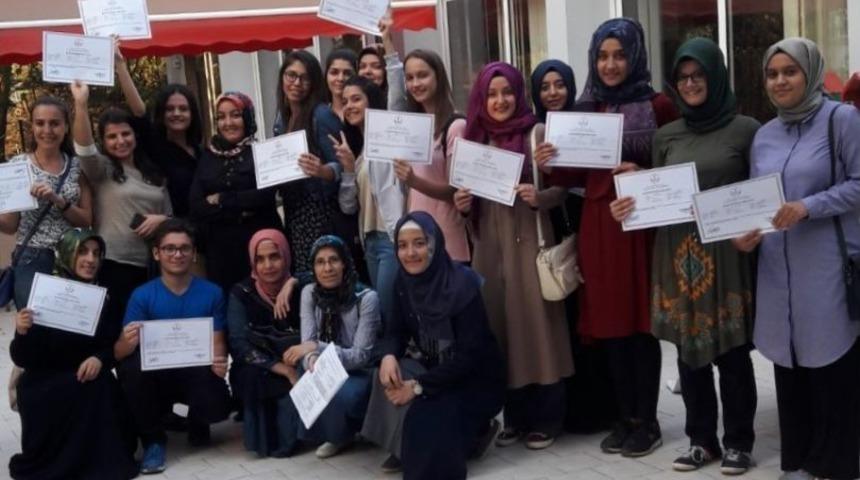 İşaret Dili Kursu İlk Mezunlarını Verdi