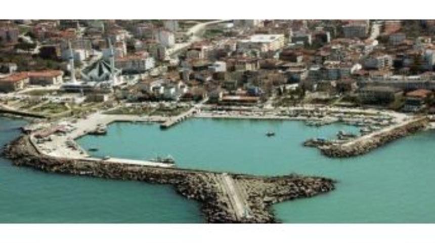 Balık&ccedil;ılar Balık&ccedil;ı Barınağında Havai Fişek Atılması İstemiyor