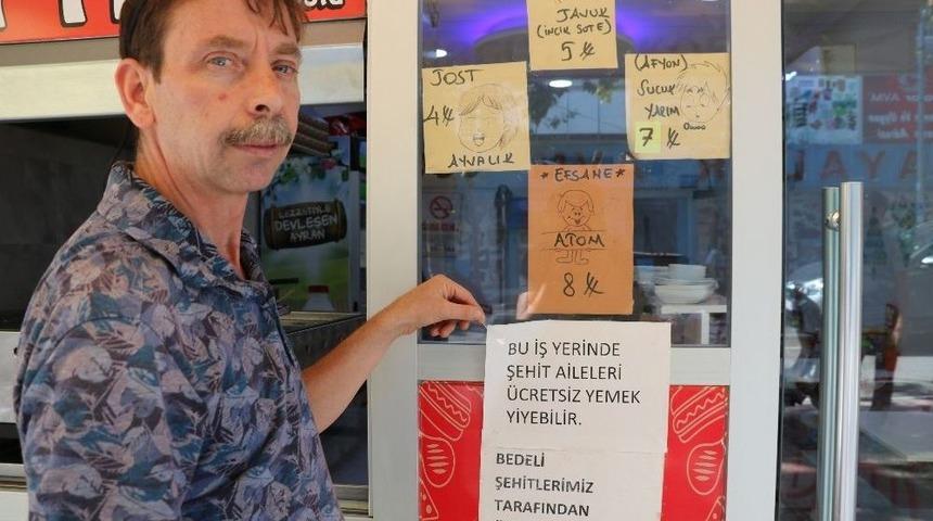 Manisalı Esnaftan Duygulandıran Yazı: "bedeli Şehitlerimiz Tarafından &Ouml;denmiştir"