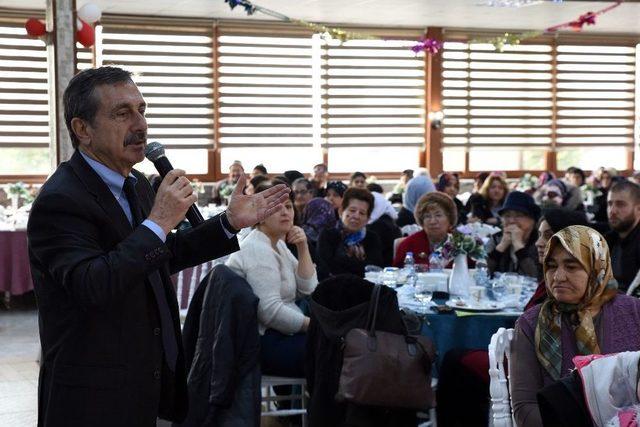 Tepebaşı Belediyesi’nin Bilgilendirme Toplantıları Devam Ediyor