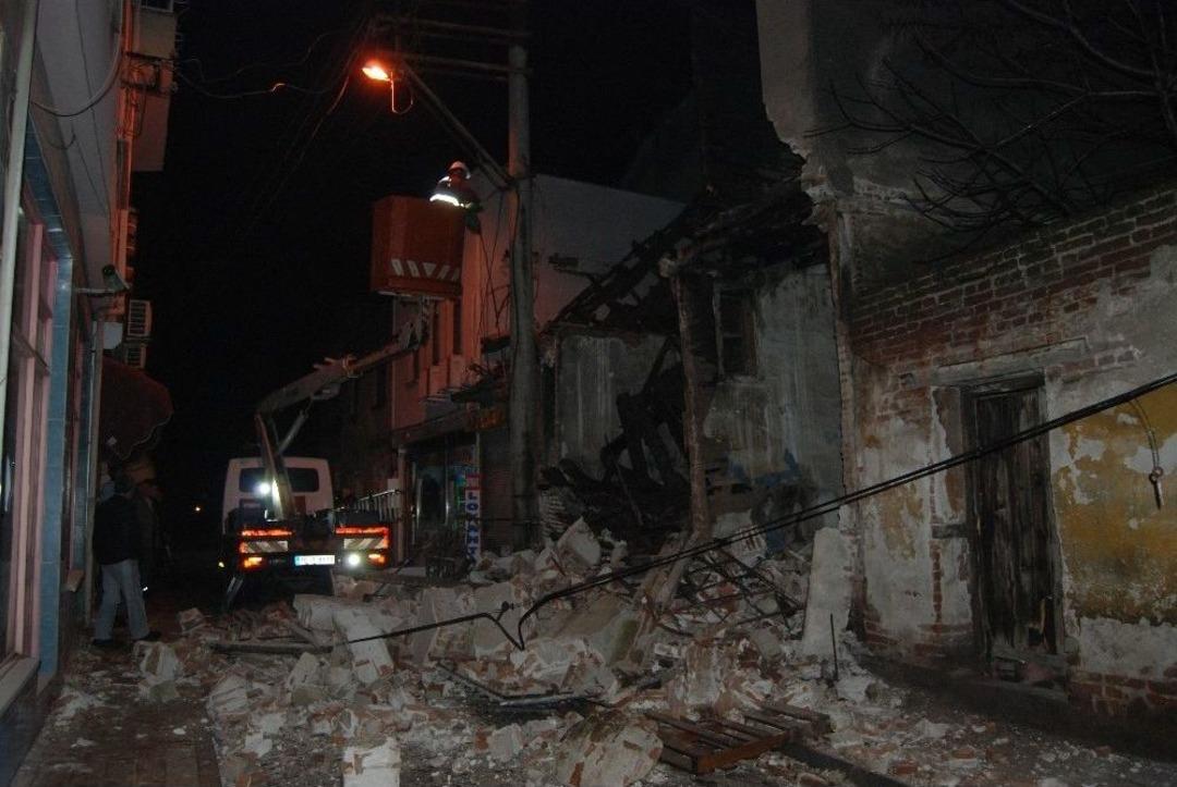 Tarihi Bina &Ccedil;&ouml;kt&uuml;