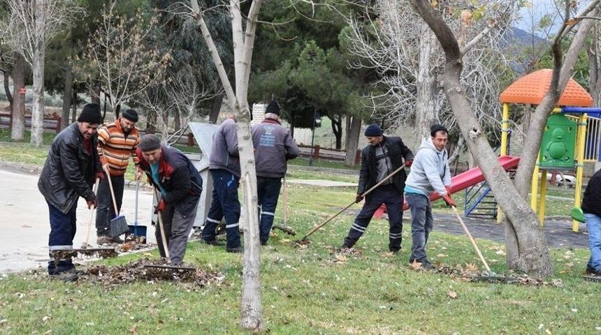 Daha Temiz Bir Alaşehir İ&ccedil;in &Ccedil;alışıyorlar