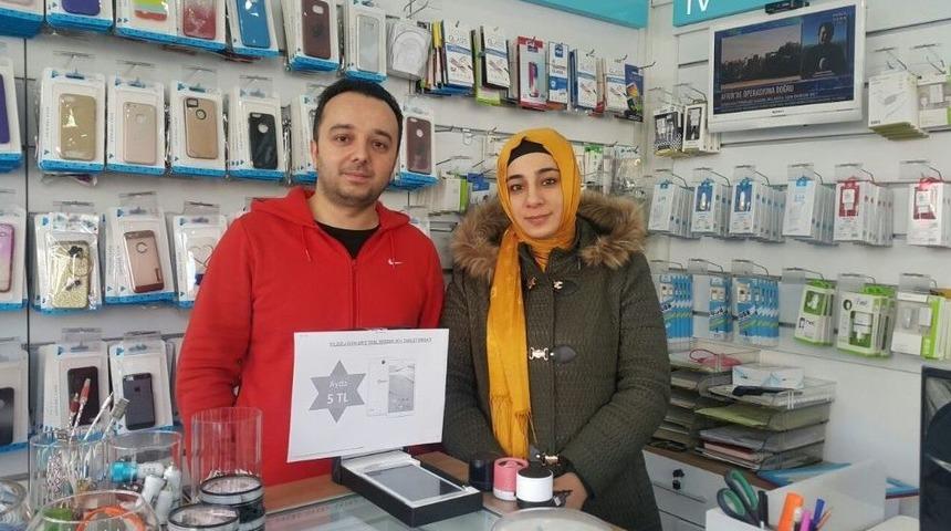 Sadaka Kutusu &Ccedil;alarken G&uuml;venlik Kameralarına Takılan Hırsız Yakalandı