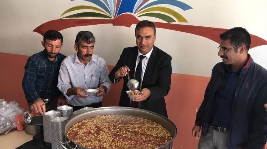 Şehit Abdulhalık Araz Anadolu Lisesi&rsquo;nde Aşure G&uuml;n&uuml;