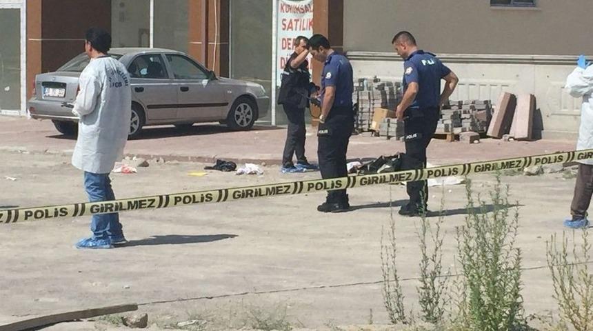 Kız Arkadaşını Vurduktan Sonra İntihar Etti