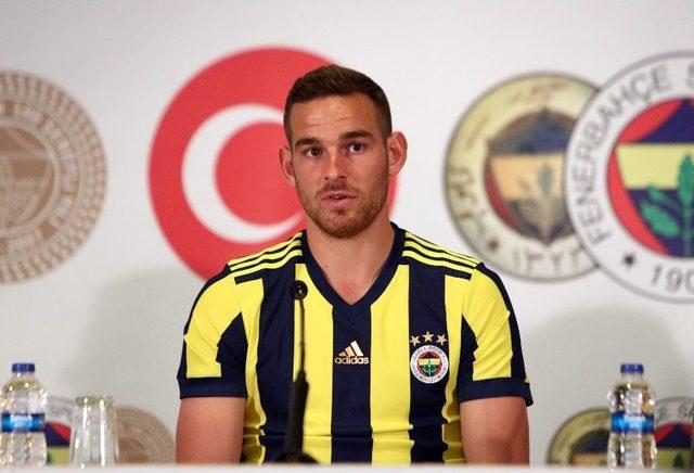 Fenerbahçe’de Neto Ve Janssen İmza Attı