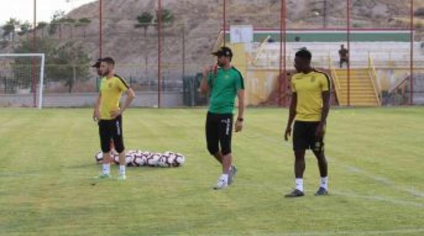 Yeni Malatyaspor&rsquo;da Erol Bulut İdeal On Biri Oluşturmada Zorlanıyor