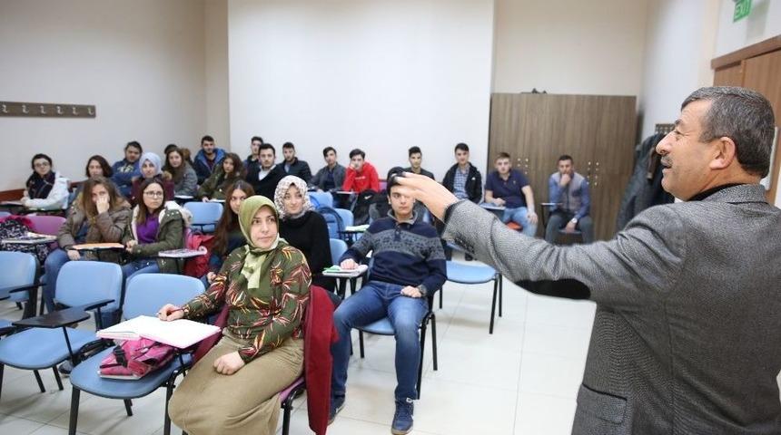 Darıca Bilgi Evleri&rsquo;nden Eğitime B&uuml;y&uuml;k Katkı