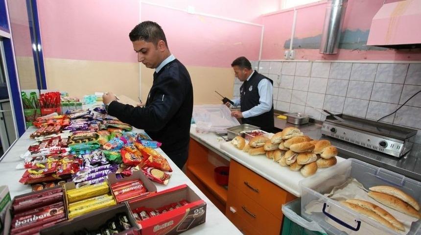 Zabıta Ekipleri Okul Kantinlerini Denetledi
