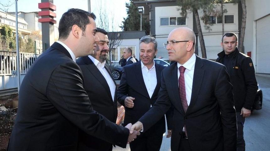 Başbakan Yardımcısı Mehmet Şimşek &Ouml;zpolat Makina&rsquo;yı Ziyaret Etti