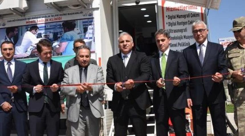 Van'da Tam Donanımlı Mobil Sağlık Aracı Hizmete Girdi