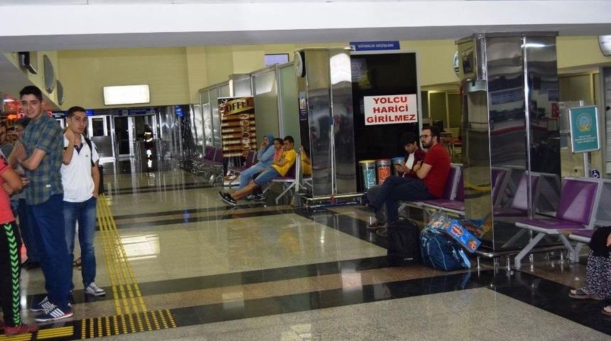 Malatya&rsquo;da Bir Ayda 80 Bin Yolcu U&ccedil;tu