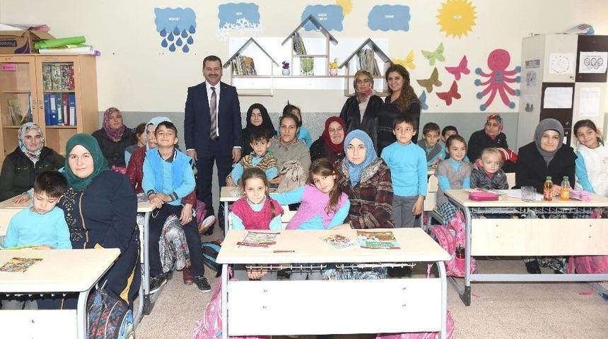 Başkan Yılmaz Okulda &Ouml;ğrencilerle Buluştu