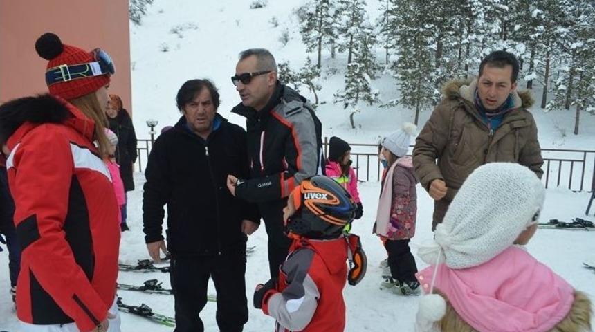 Erzurum Gen&ccedil;lik Spor Geleceğin Kayak&ccedil;ılarını Yetiştiriyor