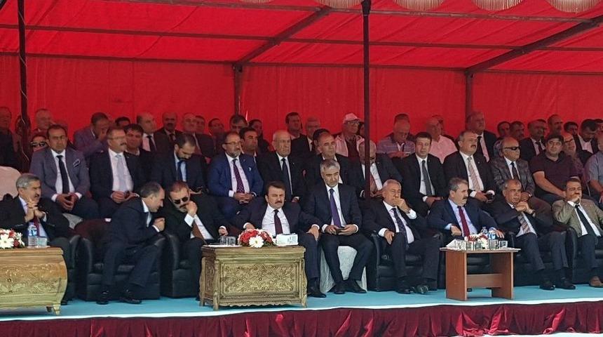 Ak Partili &Uuml;nal: "&ouml;n&uuml;m&uuml;zdeki 15 Yıl D&uuml;nyanın Meşakkatli, Sıkıntılı G&uuml;nlerden Ge&ccedil;eceğini, D&uuml;nyanın Derin Ve Sarsıcı T&uuml;rb&uuml;lanslar Yaşayacağını G&ouml;steriyor"