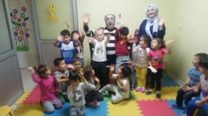 Şehzadeler&rsquo;in Minikleri Tiyatro İle &Ouml;ğreniyor