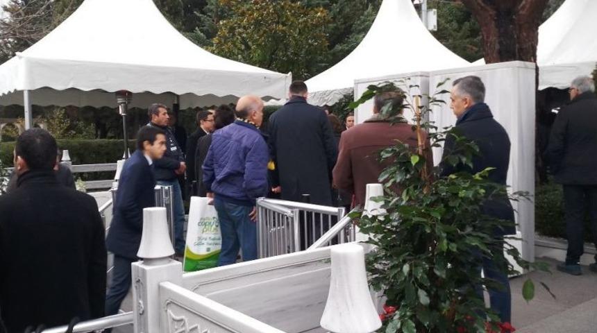 Mustafa Ko&ccedil;, &Ouml;l&uuml;m&uuml;n&uuml;n 2&rsquo;nci Yıl D&ouml;n&uuml;m&uuml;nde Kabri Başında Anıldı