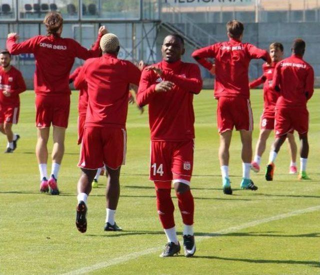 Demir Grup Sivasspor, Antalyaspor Hazırlıklarını Sürdürdü