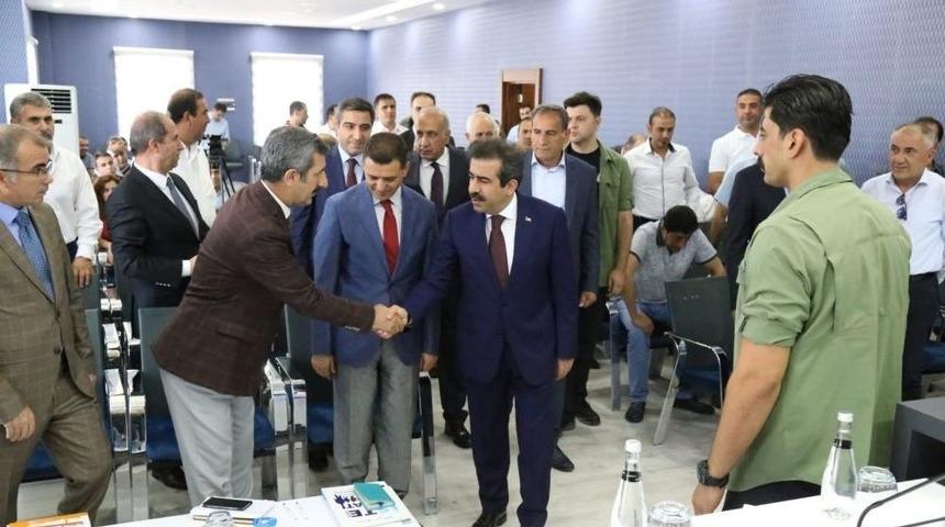 “diyarbakır Kalkınırsa Bölge Kalkınır, Ülke Kalkınır”