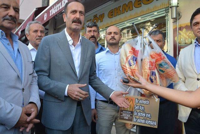 ’askıda Ekmek’ Kampanyasına Bir Destekte Mhp Aliağa’dan