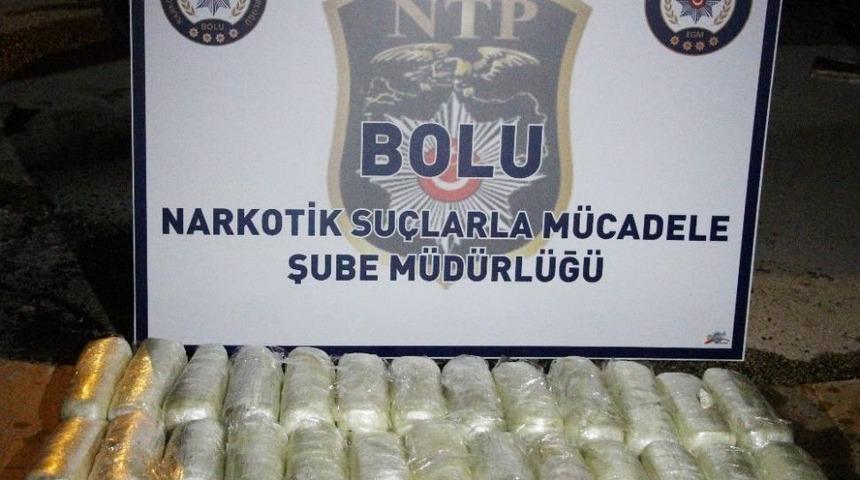 Bolu&rsquo;da Bir Yıl İ&ccedil;inde Kilolarca Uyuşturucu Yakalandı