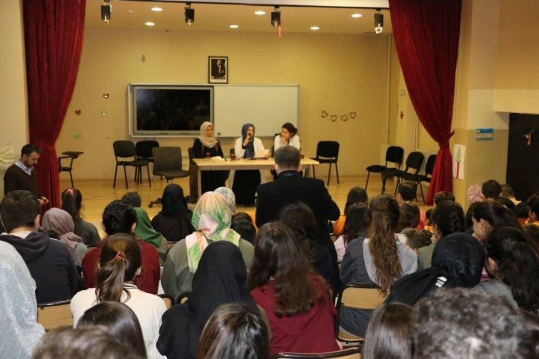 Ey&uuml;psultanlı &Ccedil;ocuklar Meslekleri Tanıyor