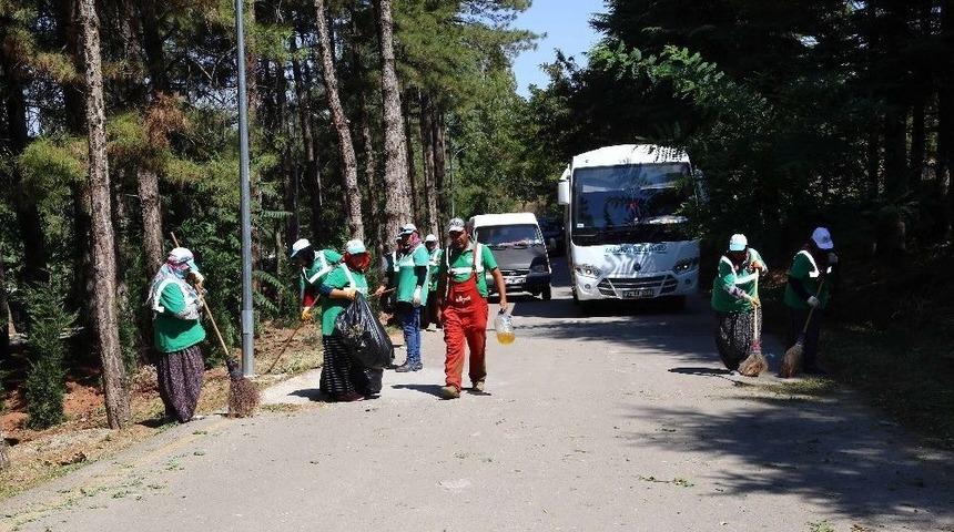 Aksaray&rsquo;da Bayram &Ouml;ncesi Mezarlıklarda Temizlik &Ccedil;alışması Başlatıldı