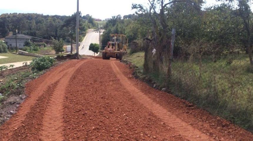 K&ouml;rfez&rsquo;de K&ouml;y Yolları Yenileniyor