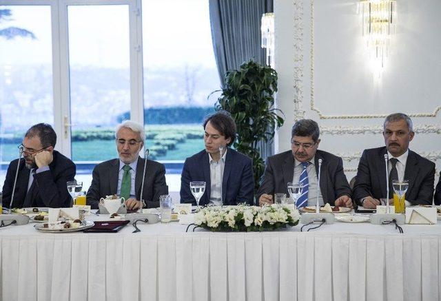 Başbakan Yıldırım, Medya Temsilcileri İle Bir Araya Geldi 1