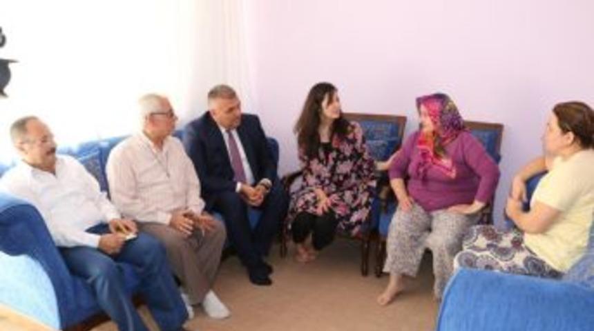 Y&uuml;reklerindeki Yangına B&uuml;y&uuml;kşehir İla&ccedil; Oldu