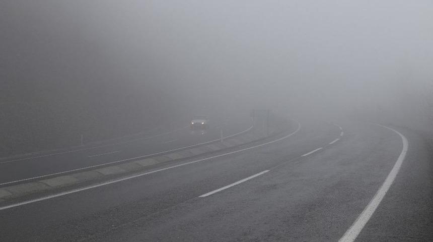 Zonguldak&rsquo;ta Sis Etkili Oldu, G&ouml;r&uuml;ş Mesafesi 5 Metreye Kadar D&uuml;şt&uuml;