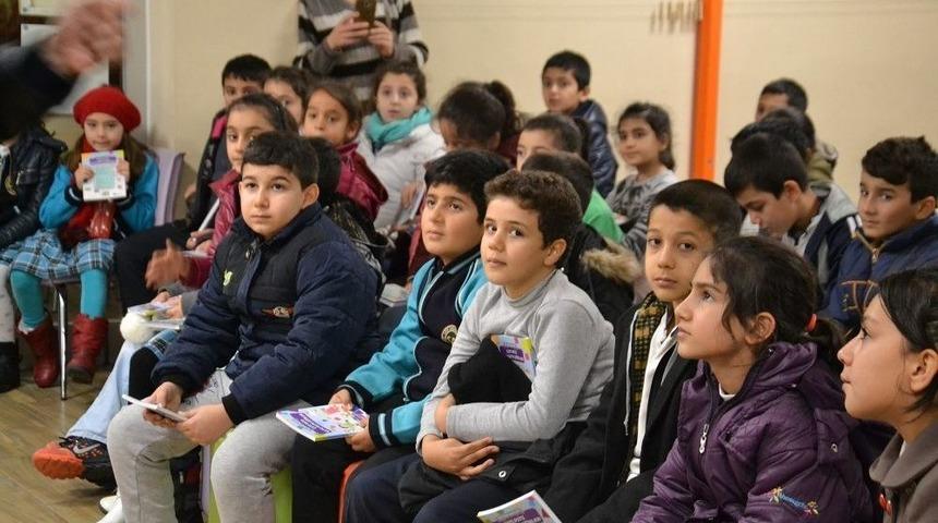 &Ccedil;ocuklar Yazar Bestami Yazgan İle Buluştu