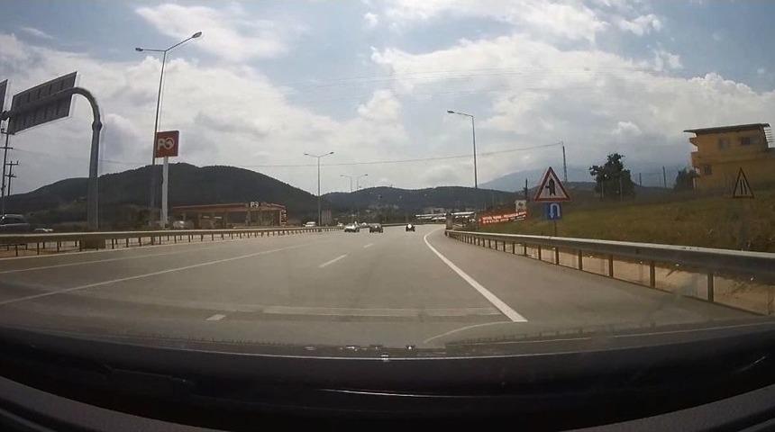 Ters Şeritte &Ouml;l&uuml;m&uuml;ne Yolculuk