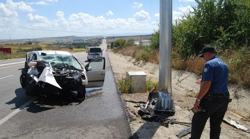 Emekli Astsubay Trafik Kazasında Hayatını Kaybetti