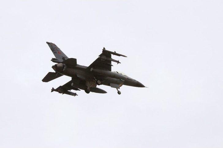 İncirlik’te Savaş Uçağı Hareketliliği G1