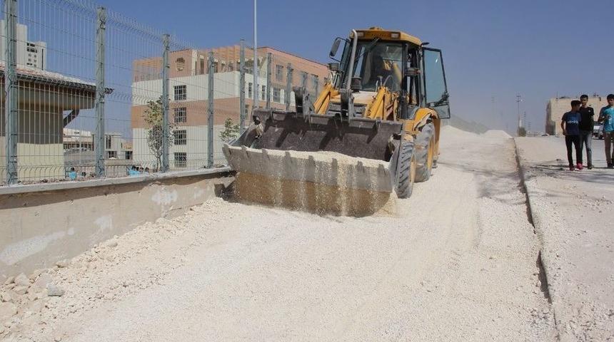 Eyy&uuml;biye&rsquo;de Okul Yolları Kışa Hazırlıyor